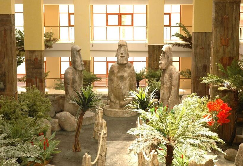 Отель Holiday World Polynesia