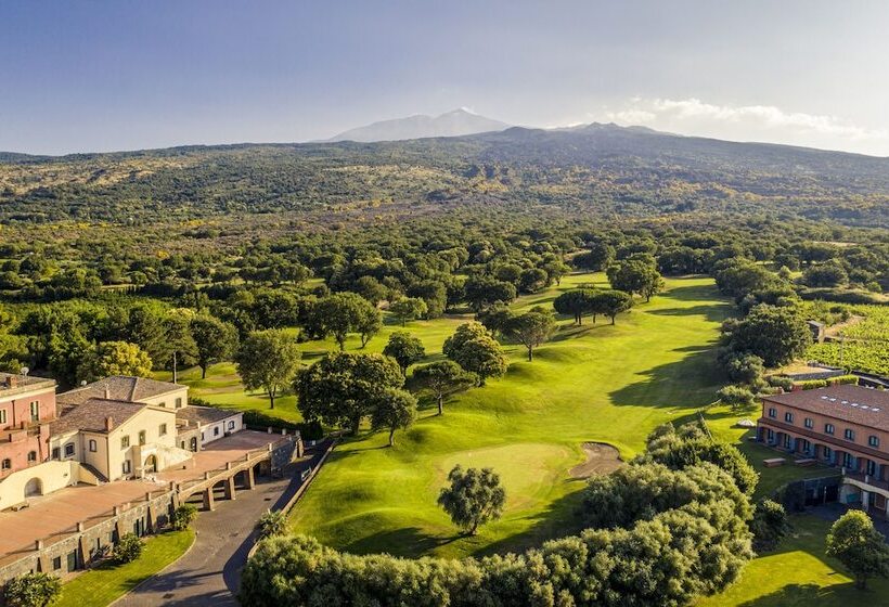 호텔 Il Picciolo Etna Golf Resort & Spa