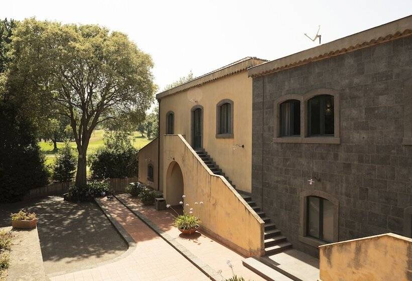 호텔 Il Picciolo Etna Golf Resort & Spa