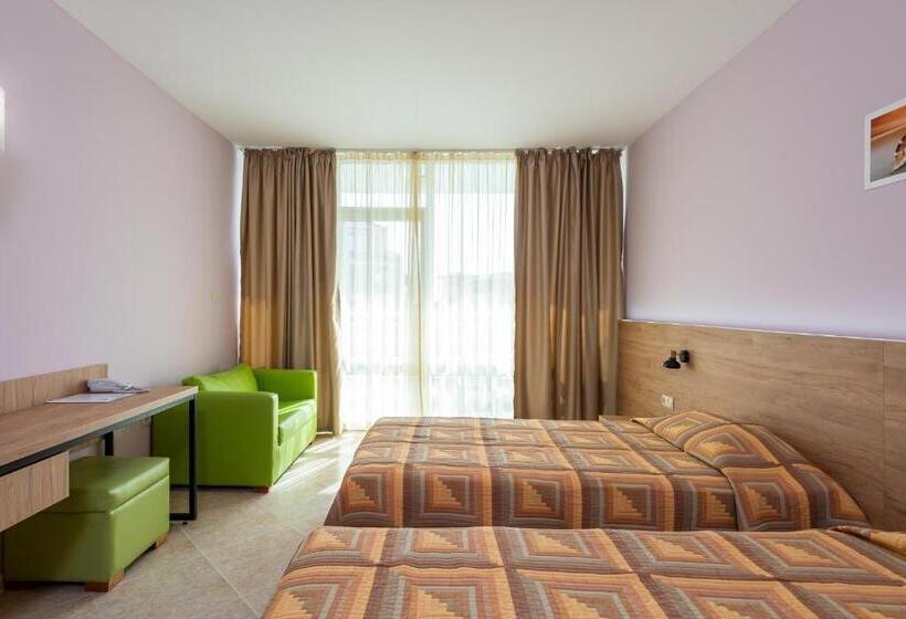 Ivana Palace Hotel Free Parking