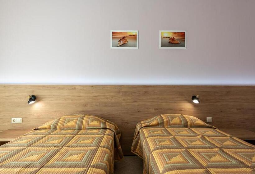 Ivana Palace Hotel Free Parking