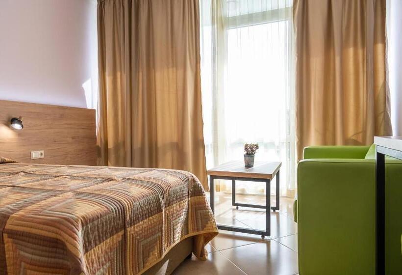 Ivana Palace Hotel Free Parking