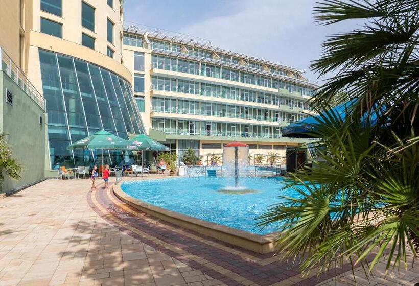 Ivana Palace Hotel Free Parking