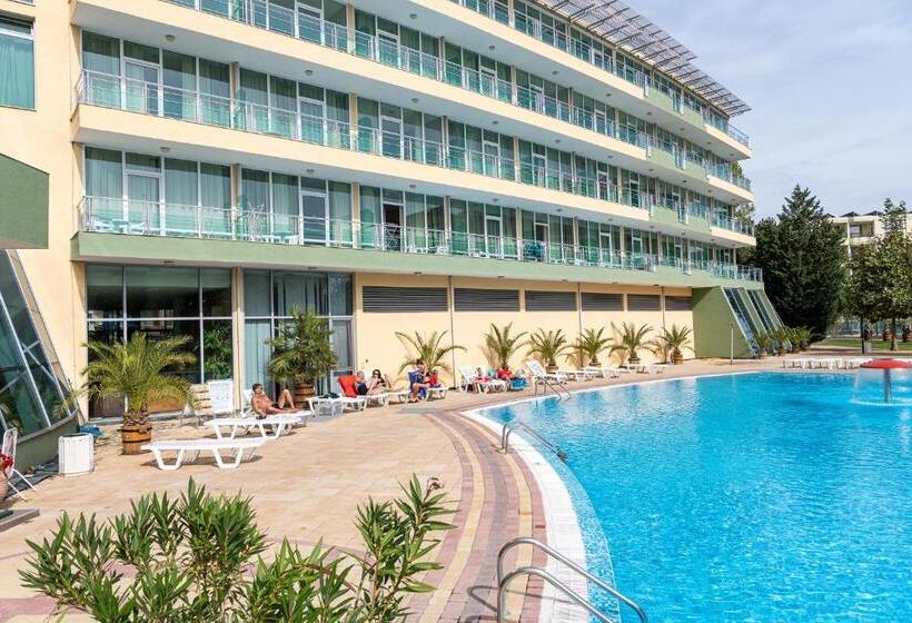 Ivana Palace Hotel Free Parking