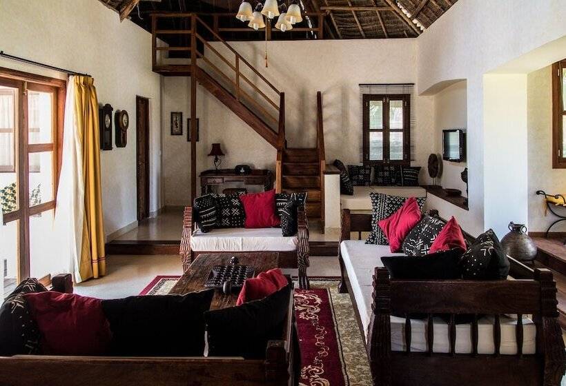 فندق Karafuu Beach Resort & Spa