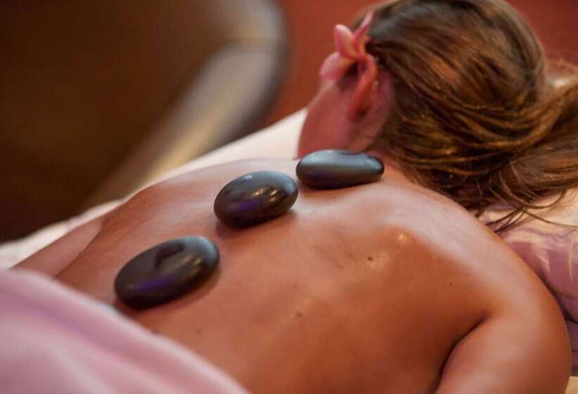 בית מלון כפרי Kigali Serena