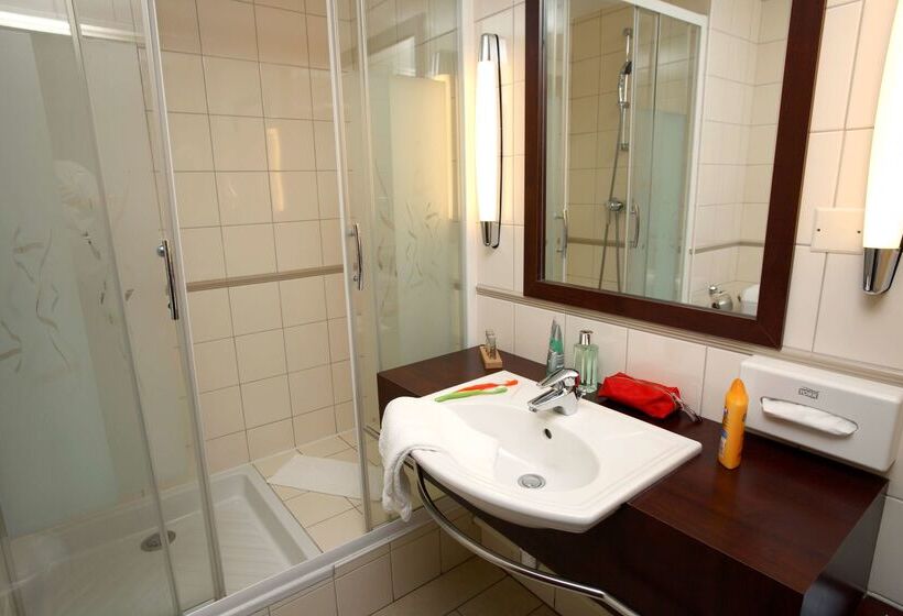 Kyriad Prestige Hotel Clermont Ferrand