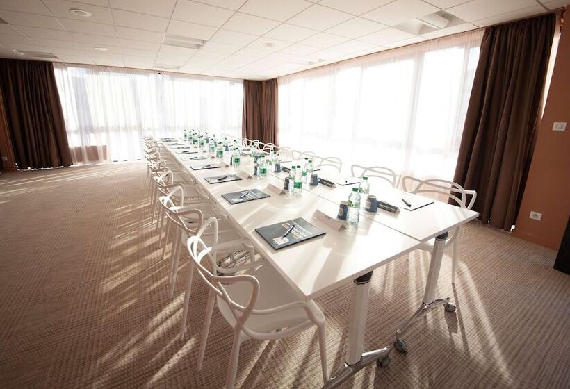 Kyriad Prestige Hotel Clermont Ferrand