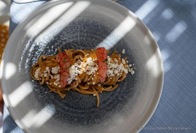 Отель La Peschiera