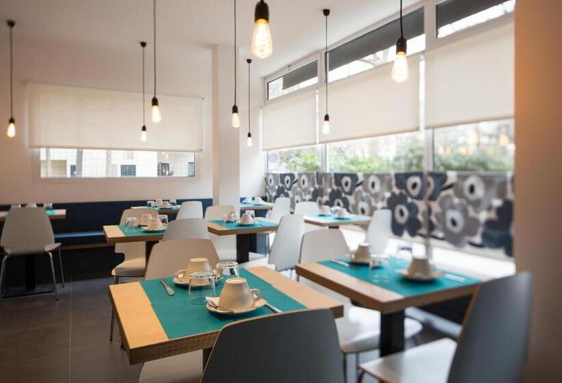 Отель La Regence