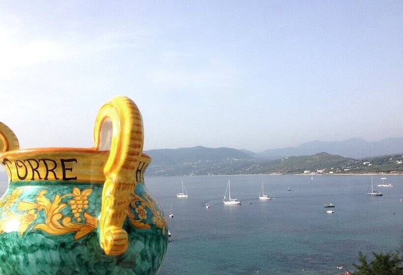 هتل La Torre