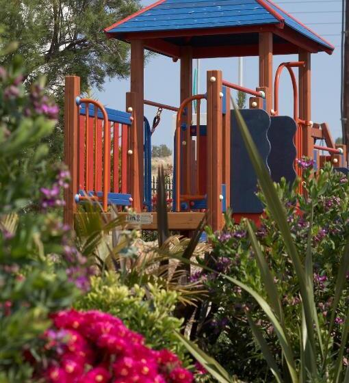 Отель Lagos Mare