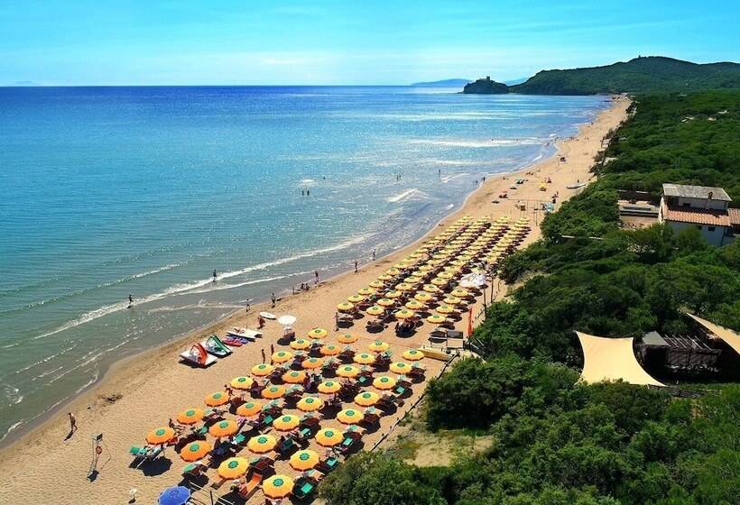 هتل Camping Village Baia Azzurra