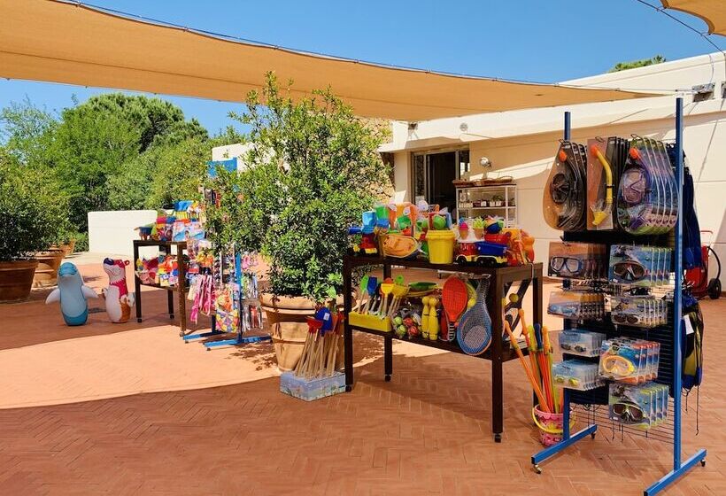 هتل Camping Village Baia Azzurra