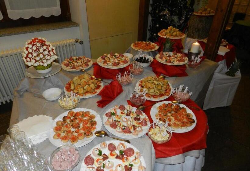 فندق Locanda Locatori