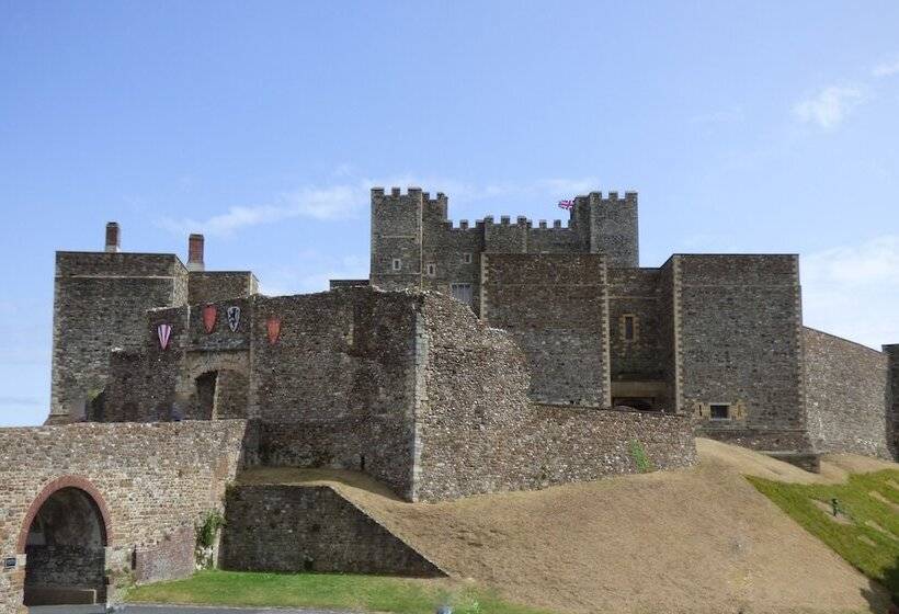 호텔 Maison Dieu Guest House