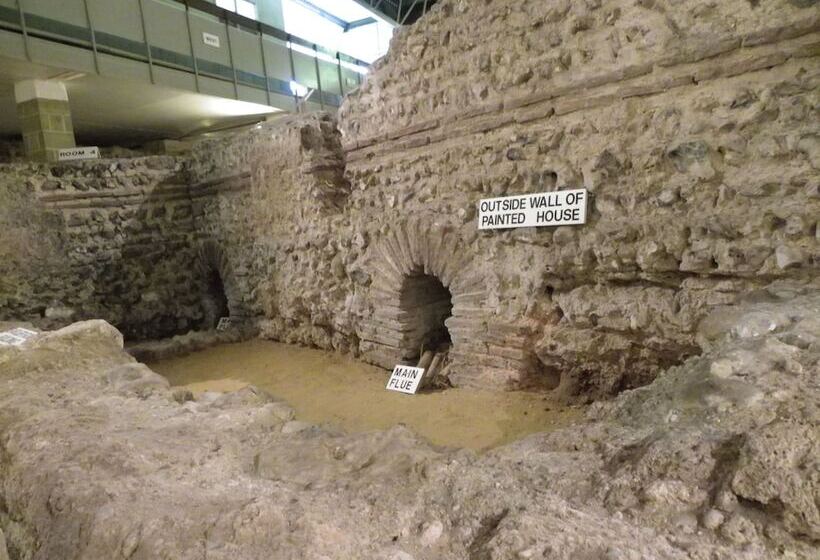 호텔 Maison Dieu Guest House