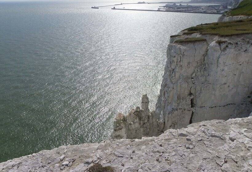 호텔 Maison Dieu Guest House