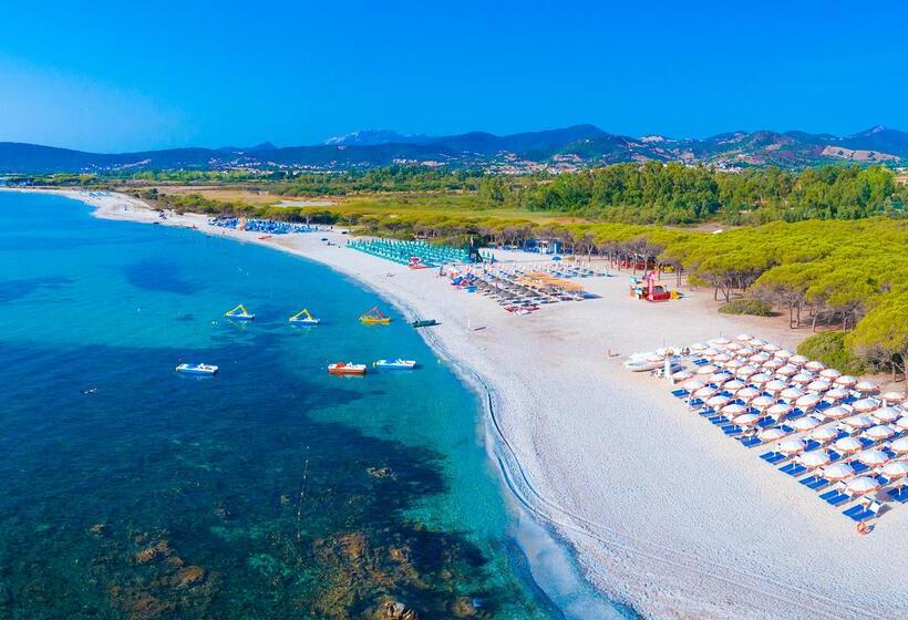 ホテル Mclub Budoni