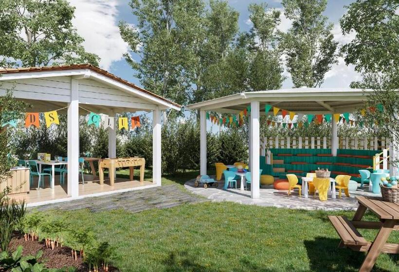 ホテル Mclub Budoni