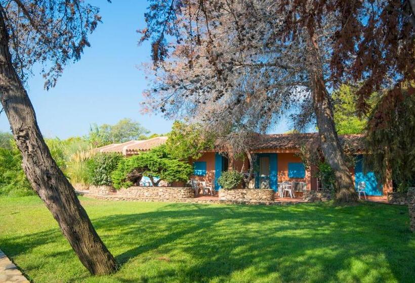 ホテル Mclub Budoni