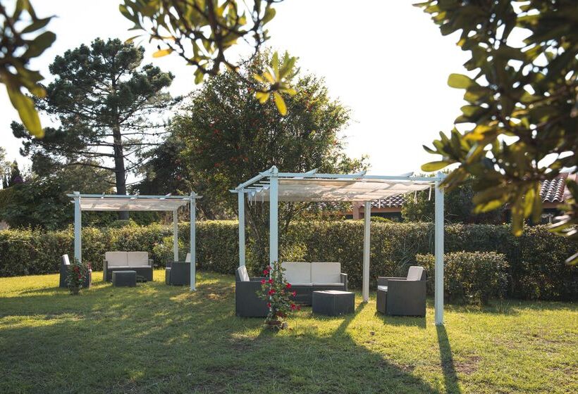 ホテル Mclub Budoni