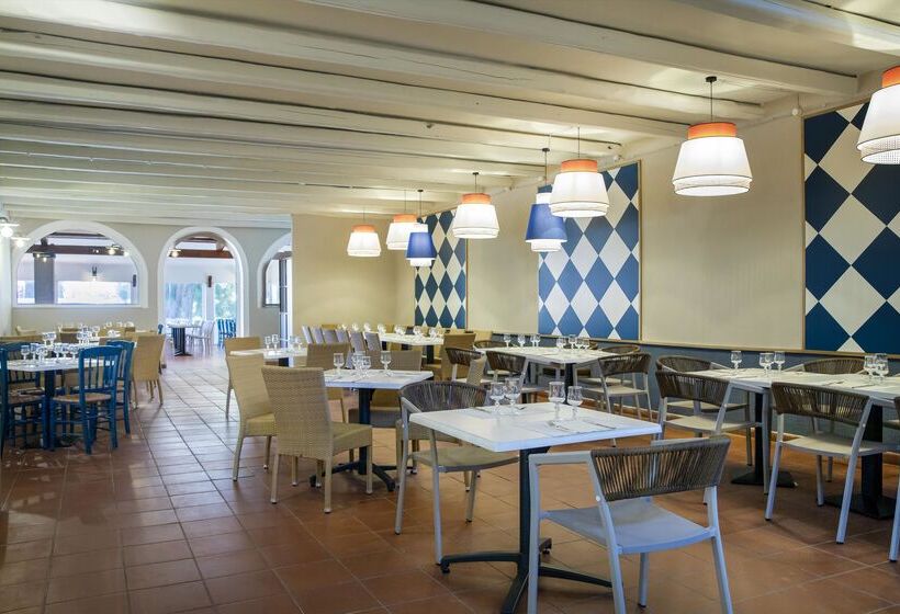 ホテル Mclub Budoni