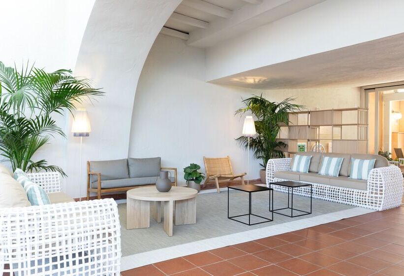 ホテル Mclub Budoni