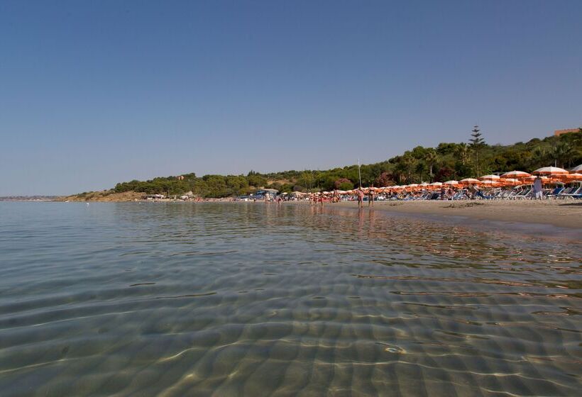 هتل Mclub Lipari