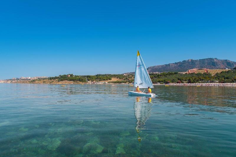 בית מלון כפרי Mclub Lipari