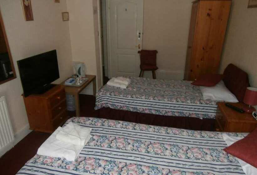 هتل Monorene Guest House