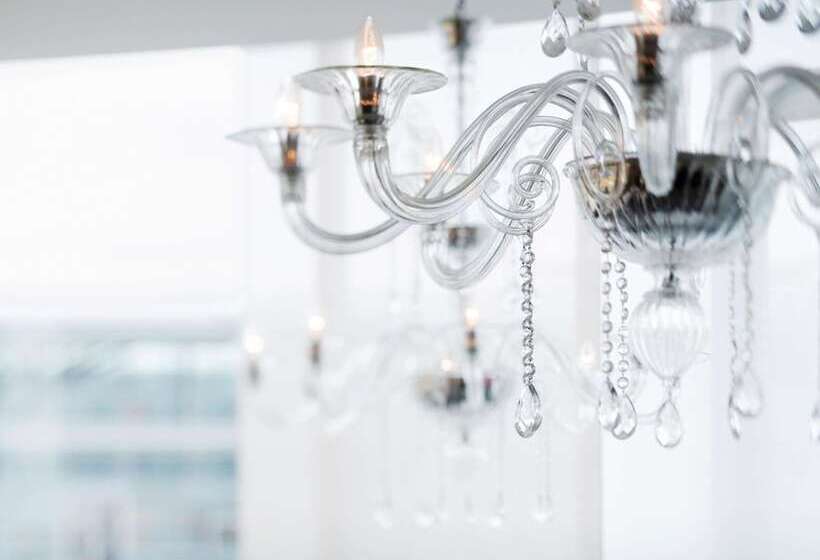 Mövenpick Hotel Stuttgart Airport