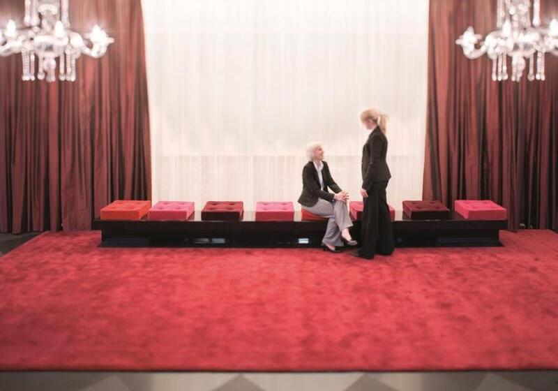 Mövenpick Hotel Stuttgart Airport