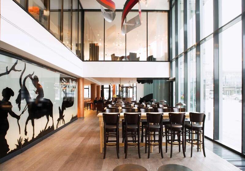 Mövenpick Hotel Stuttgart Airport