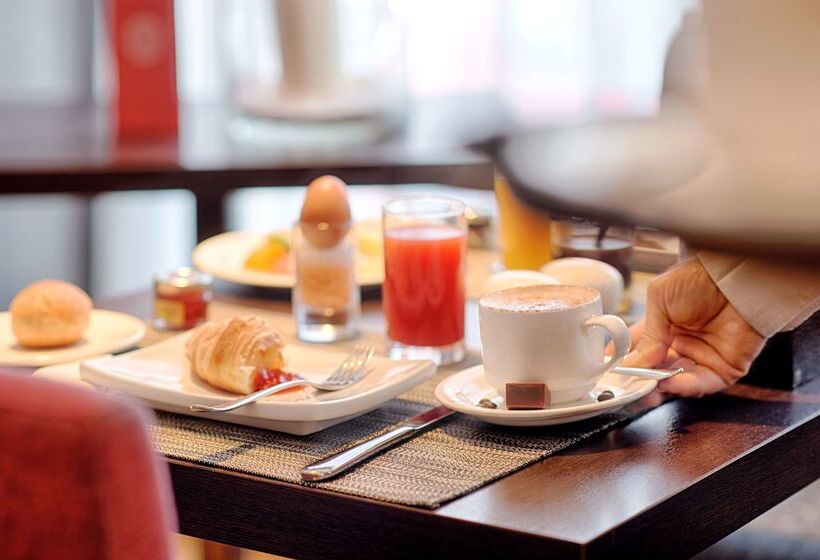 هتل NH Collection Roma Giustiniano