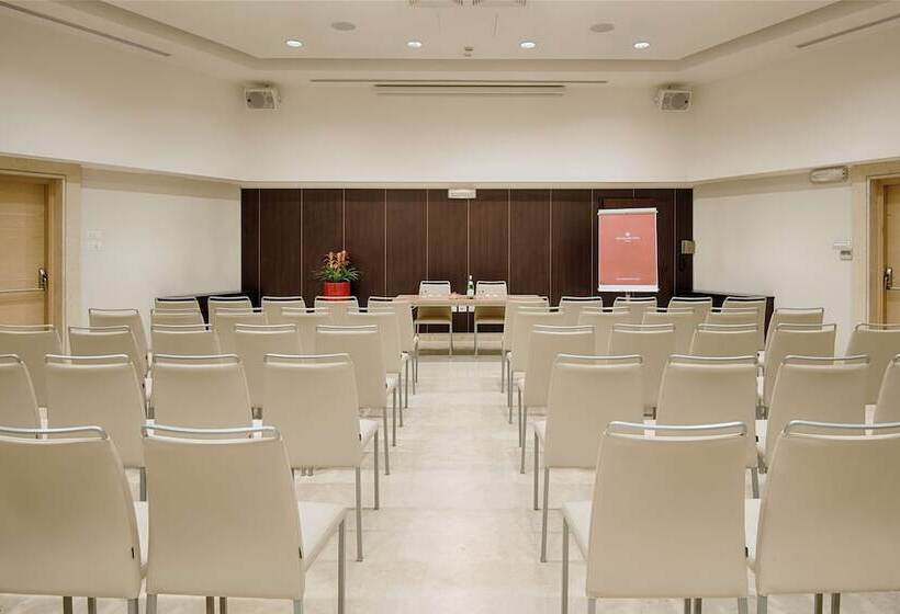 בית מלון כפרי NH Collection Roma Giustiniano