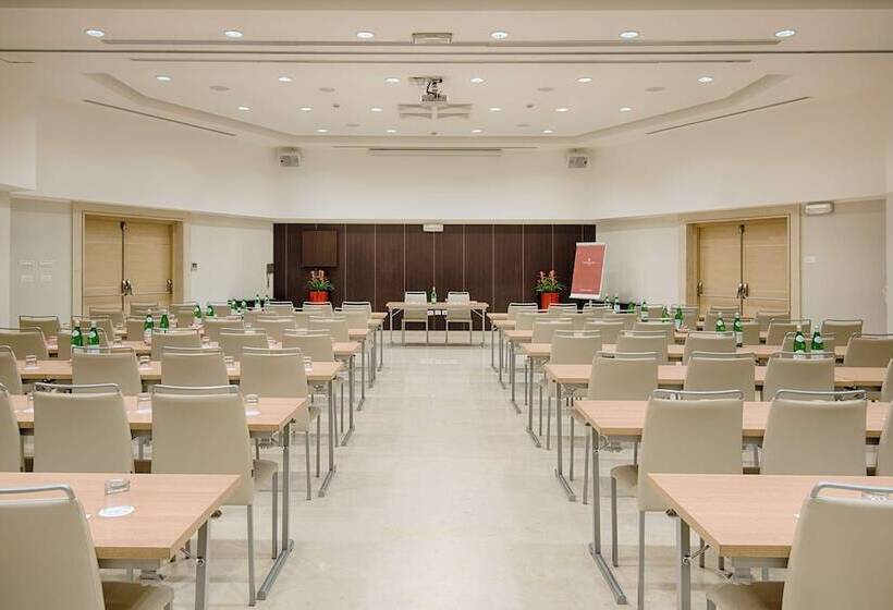 هتل NH Collection Roma Giustiniano