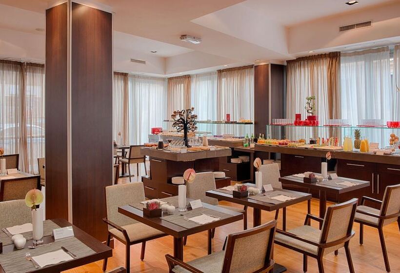 هتل NH Collection Roma Giustiniano