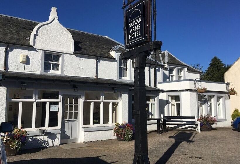Отель Novar Arms