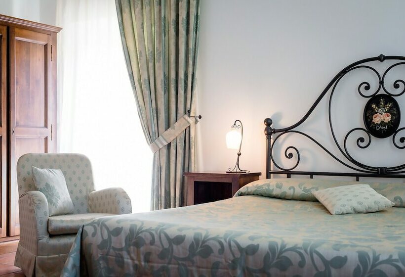 هتل Residence Palazzo La Fenice