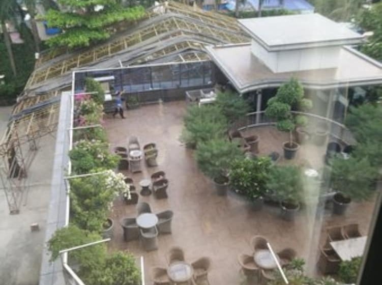 בית מלון כפרי Peninsula Grand