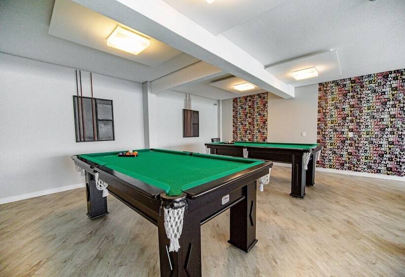 هتل Plaza Camboriu