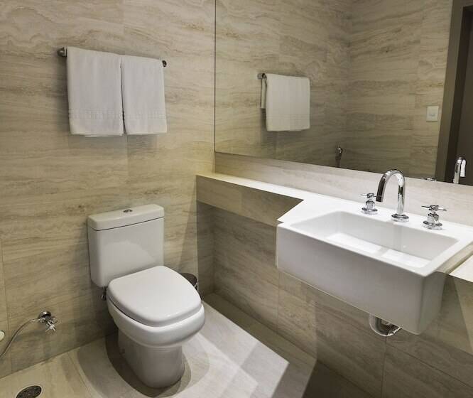 هتل Plaza Camboriu