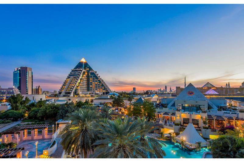 هتل Raffles Dubai
