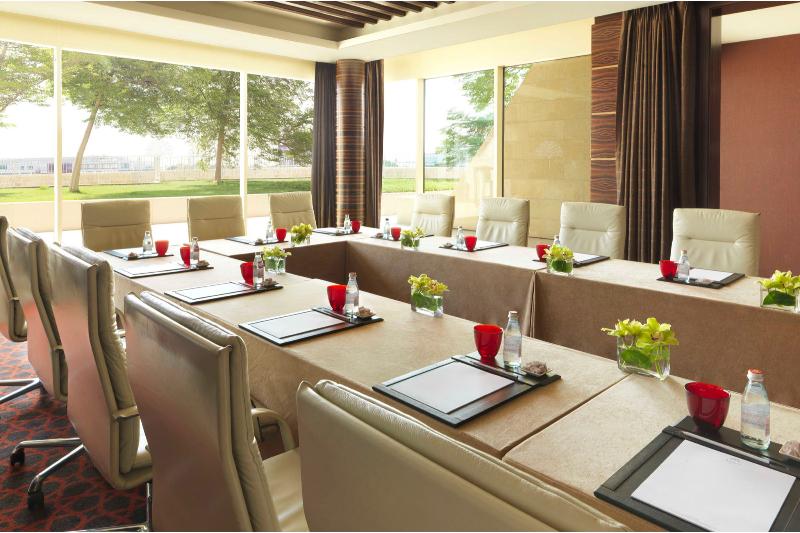 هتل Raffles Dubai