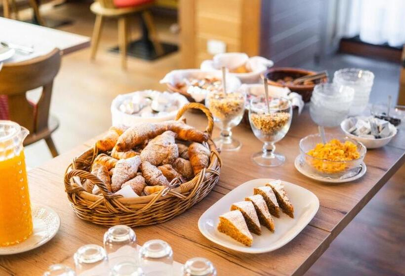 فندق Residence Lastei