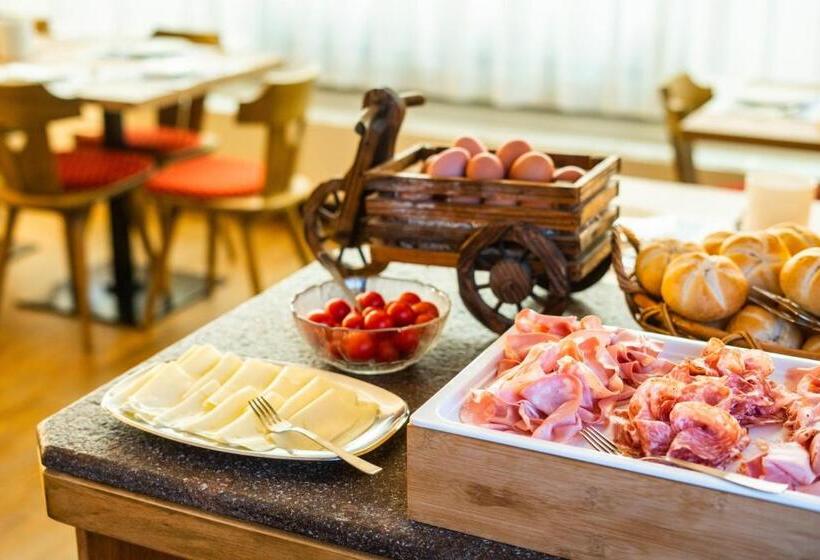 فندق Residence Lastei