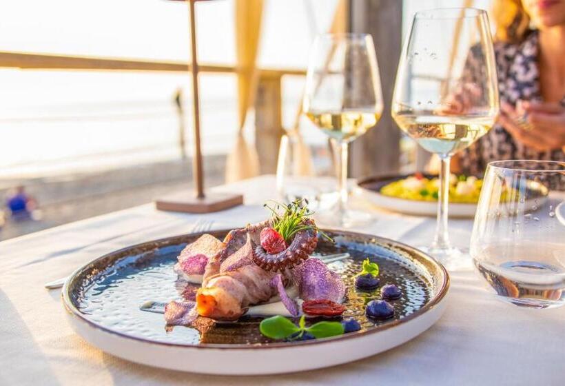 ホテル Riva Degli Etruschi