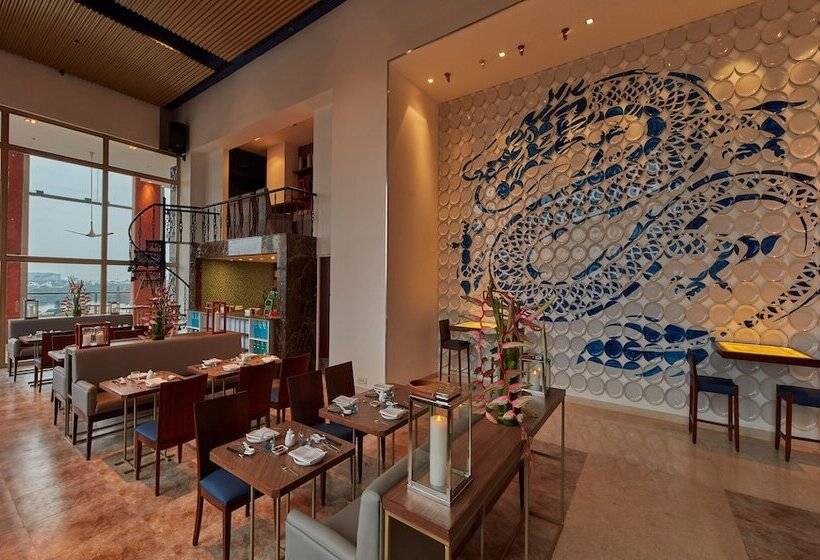 בית מלון כפרי Royal Orchid Central Bangalore, Manipal Centre, Mg Road