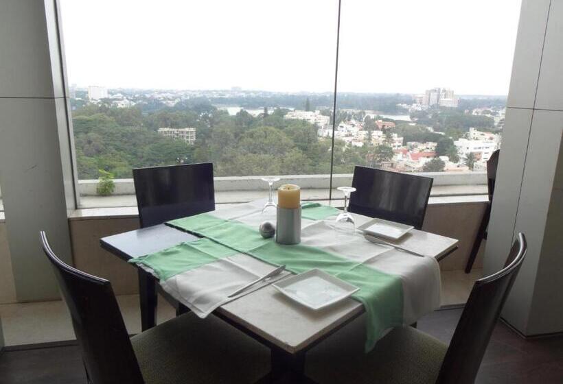 בית מלון כפרי Royal Orchid Central Bangalore, Manipal Centre, Mg Road